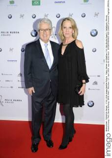 Frank Elstner mit Ehefrau 14. Felix Burda Award Verleihung, Ehrung, Auszeichnung Felix Burda Stiftung BMW-Welt München 17. April 2016