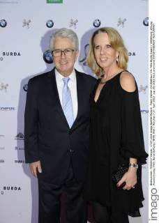 Frank Elstner mit Ehefrau 14. Felix Burda Award Verleihung, Ehrung, Auszeichnung Felix Burda Stiftung BMW-Welt München 17. April 2016
