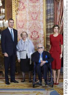 Bilder des Tages Fernando del Paso Morante in Madrid mit Cervantes Preis geehrt Spanisches Königspaar während Verleihung des Cervantes Preises in Madrid April 22, 2016 - Madrid, Madrid, Spain - King Felipe VI of Spain, Queen Letizia of Spain, Fernando del Paso attended the lunch in ocassion of the 2015 Cervantes Award at the Royal Palace on April 22, 2016 in Madrid, Spain Madrid Spain  - ZUMAg15_