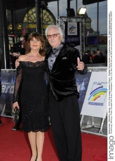 Günther Maria Halmer mit Ehefrau Claudia 19. Radio Regenbogen Award Verleihung Ehrung Preis Europa-Park Rust Freizeitpark Rust 22. April 2016