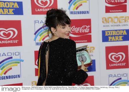 Meret Becker 19. Radio Regenbogen Award Verleihung Ehrung Preis Europa-Park Rust Freizeitpark Rust 22. April 2016