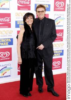 Roland Mack mit Ehefrau Marianne bei der Verleihung des Radio Regenbogen Award 2016 im Europa-Park Confertainment Center. Rust, 22.04.2016 Foto:xS.xGabschx xFuturexImage