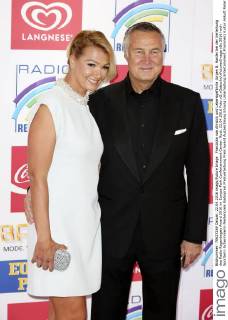 Franziska van Almsick und Lebensgefährte Jürgen B. Harder bei der Verleihung des Radio Regenbogen Award 2016 im Europa-Park Confertainment Center. Rust, 22.04.2016 Foto:xS.xGabschx xFuturexImage