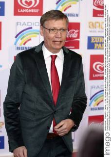 Günther Jauch bei der Verleihung des Radio Regenbogen Award 2016 im Europa-Park Confertainment Center. Rust, 22.04.2016 Foto:xS.xGabschx xFuturexImage