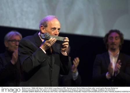 Spanish actor Emilio Gutierrez Caba after receiving the Biznaga Ciudad del Paraiso award during the 19th edition of the Spanish Cinema Festival of Malaga at Teatro Cervantes in Malaga, Andalusia, 25 April 2016. SPANISH CINEMA FESTIVAL OF MALAGA !ACHTUNG: NUR REDAKTIONELLE NUTZUNG!  MGA002 20160425-635972234896497624
