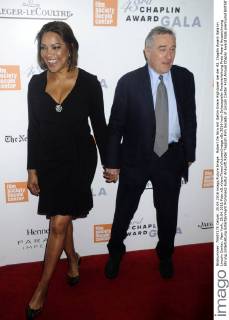 Robert De Niro mit Gattin Grace Hightower bei der 43. Chaplin Award Gala im Lincoln Center. New York, 25.04.2016 Foto:xD.xVanxTinex xFuturexImage
