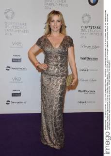 DUFTSTARS -Deutscher Parfumpreis 2016 Tina Ruland Ankunft zur Verleihung der Duftstars- Deutscher Parfumpreis 2016 im Kraftwerk Mitte in Berlin, 12.05.2016