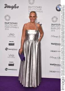 Natascha Ochsenknecht bei der Verleihung Deutscher Parfumpreis - Duftstars 2016 am 12.05.2016 in Berlin Deutscher Parfumpreis Duftstars 2016 in Berlin 