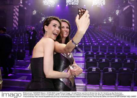 Annett Möller und Katrin Wrobel bei der 24. Verleihung des Deutschen Parfumpreises Duftstars 2016 im Kraftwerk. Berlin, 12.05.2016 Foto:xS.xGabschx xFuturexImage