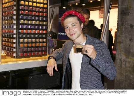 Jascha Rust bei der 24. Verleihung des Deutschen Parfumpreises Duftstars 2016 im Kraftwerk. Berlin, 12.05.2016 Foto:xS.xGabschx xFuturexImage