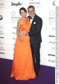 Gerit Kling mit Freund Wolfram Becker bei der 24. Verleihung des Deutschen Parfumpreises Duftstars 2016 im Kraftwerk. Berlin, 12.05.2016 Foto:xS.xGabschx xFuturexImage