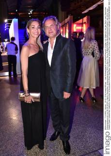Uwe Ochsenknecht und seine Freundin Kirsten Kiki Viebrock bei der Party vom Deutscher Schauspielerpreis am 20.05.2016 in Berlin Deutscher Schauspielerpreis 2016 in Berlin- Party 
