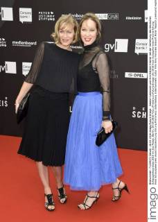 Gesine Cukrowski und Ann-Kathrin Kramer bei der Verleihung des Deutschen Schauspielerpreises 2016 im Zoo Palast. Berlin, 20.05.2016 Foto:xFredericx xFuturexImage