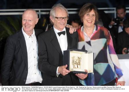 69. Festival de Cannes: Preisverleihung 69th Cannes Film Festival 2016, Photocall Awards. Pictured: Ken Loach, Paul Laverty, Rebecca O Brien  AlbertoxTerenghi Cannes