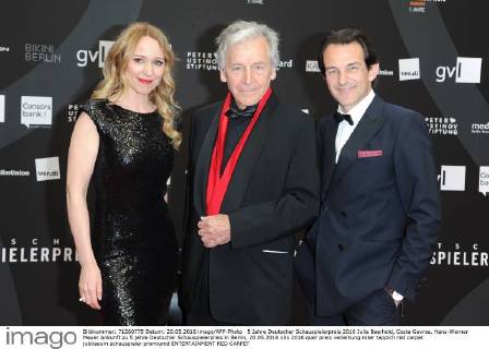 5 Jahre Deutscher Schauspielerpreis 2016 Julia Beerhold, Costa Gavras, Hans-Werner Meyer Ankunft zu 5 jahre Deutscher Schauspielerpreis in Berlin, 20.05.2016