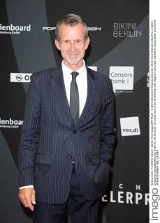 5 Jahre Deutscher Schauspielerpreis 2016 Ulrich Matthes Ankunft zu 5 jahre Deutscher Schauspielerpreis in Berlin, 20.05.2016