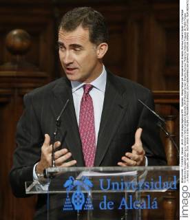 Spanien: König Felipe bei Iberoamerican Graphic Humour Award Spain s King Felipe VI delivers his speech during a ceremony held to present Quevedo 2014 Iberoamerican Graphic Humour Award to Antonio Fraguas de Pablo Forges , in Madrid, Spain, 26 May 2016. SPAIN S KING FELIPE VI PRESENTS QUEVEDO 2014 IBEROAMERICAN GRAPHIC HUMOUR AWARD !ACHTUNG: NUR REDAKTIONELLE NUTZUNG!  GRA128 20160526-635998665542791256