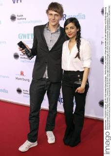 Merlin Rose und Collien Ulmen-Fernandes bei der Verleihung vom Studio Hamburg Nachwuchspreis 2016 im Thalia Theater. Hamburg, 02.06.2016 Foto:xgbrcix xFuturexImage