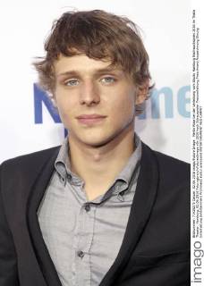 Merlin Rose bei der Verleihung vom Studio Hamburg Nachwuchspreis 2016 im Thalia Theater. Hamburg, 02.06.2016 Foto:xgbrcix xFuturexImage