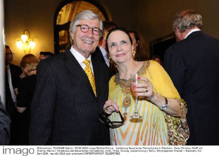 Verleihung Bayerischer Fernsehpreis in München - Party Christian Wolff mit Ehefrau Marina Verleihung des Bayerischen Fernsehpreis 2016 Preis, Ehrung, Auszeichnung Party Prinzregenten Theater München 03. Juni 2016