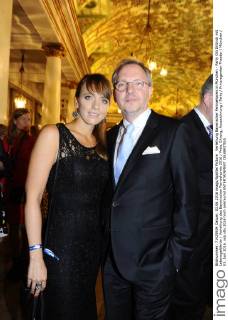 Verleihung Bayerischer Fernsehpreis in München - Party Olli Dittrich mit Lebensgefährtin Verleihung des Bayerischen Fernsehpreis 2016 Preis, Ehrung, Auszeichnung Party Prinzregenten Theater München 03. Juni 2016