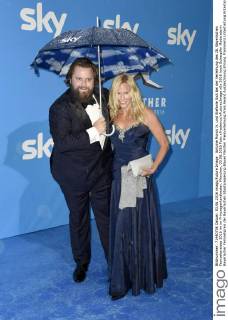 Antoine Monot Jr. und Stefanie Sick bei der Verleihung des 28. Bayerischen Fernsehpreises 2016 im im Prinzregententheater. München, 03.06.2016 Foto:xFredericx xFuturexImage