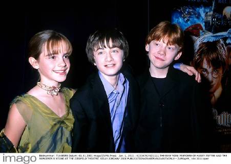 Jan. 1, 2011 - K23347KJ SD1111.THE NEW YORK PREMIERE OF HARRY POTTER AND THE SORCERER S STONE AT THE ZIEGFELD THEATRE. KELLY JORDAN 2001 - ZUMAg49_