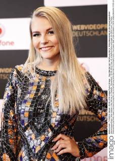 Dagi Bee bei der Verleihung des 6. Webvideopreises an die herausragendsten deutschsprachigen Internetstars des Jahres im Castello. Düsseldorf, 04.06.2016 Foto:xC.xHardtx xFuturexImage