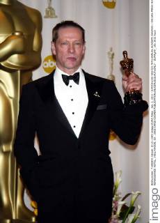 OSCARS. Bester Nebendarsteller. Preisträger 2001-2010 Jan. 1, 2011 - K29705LCAV SD0323.75TH ANNUAL ACADEMY AWARDS OSCARS.PRESS ROOM RENAISSANCE HOTEL, .HOLLYWOOD, CA . 2003.CHRIS COOPER - ZUMAg49_