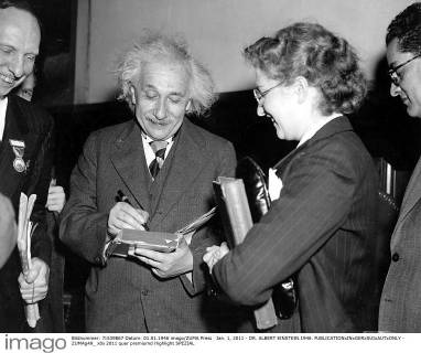 Jan. 1, 2011 - DR. ALBERT EINSTEIN.1946. - ZUMAg49_