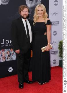 AFI Life Achievement Award in Los Angeles June 9, 2016 - Hollywood, CA, United States - 09 June 2016 - Hollywood. Haley Joel Osment, Emily Osment. Arrivals for the American Film Institute s 44th Life Achievement Award Gala Tribute to John Williams held at Dolby Theater. Photo Credit: Hollywood United States - ZUMAa123