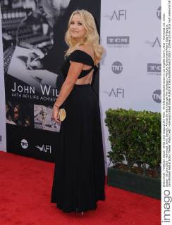 AFI Life Achievement Award in Los Angeles June 9, 2016 - Hollywood, CA, United States - 09 June 2016 - Hollywood. Emily Osment. Arrivals for the American Film Institute s 44th Life Achievement Award Gala Tribute to John Williams held at Dolby Theater. Photo Credit: Hollywood United States - ZUMAa123