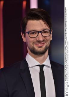 Der Editor Michal Kuleba, Preisträger Kategorie Schnitt Kurzformat posiert am 18.06.2016 zur Verleihung des 26. Deutschen Kamerapreis in Köln.