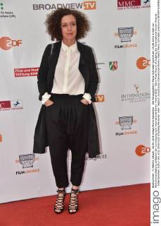 Die Schauspielerin Maria Schrader kommt am 20.06.2016 in Köln zur Abendveranstaltung anlässich der Jurysitzung zum international Emmy Award 2016 - Semi-Final Round of Judging der International Emmy Awards -