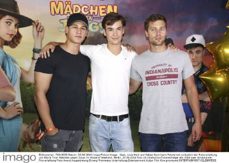 Gast, Louis Held und Fabian Buch beim Fototermin anlässlich der Preisverleihung von Bibi & Tina- Mädchen gegen Jungs im House of Weekend. Berlin, 22.06.2016 Foto:xS.xGabschx xFuturexImage