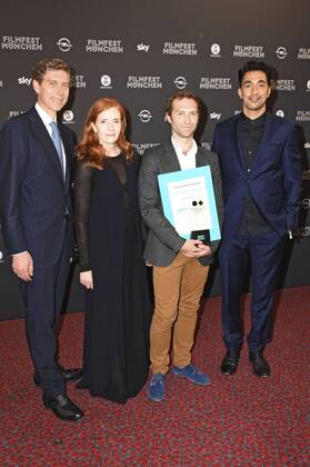 Max Wagner, Sibylle Canonica, Marc-Benoit Creancier mit dem CineVision Award für Divines und Amir Hanz bei der Preisverleihung auf dem 34. Filmfest München 2016 im Festivalzentrum Gasteig. München, 02.07.2016 Foto:xP.xSchönbergerx xFuturexImage