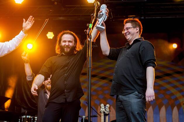 RUTH Preisverleihung auf Heidecksburg Die RUTH-Preisträger 2016 Royal Street Orchestra mit der Förder-RUTH 2016 Matthias Schriefl mit der Festival-RUTH 2016 Andrea Hotzko mit der Ehren-RUTH 2016 Stoppok - Hauptpreis zur RUTH 2016 im Bild: Royal Street Orchestra 26. Rudolstadt Festival - Roots Folk Weltmusik