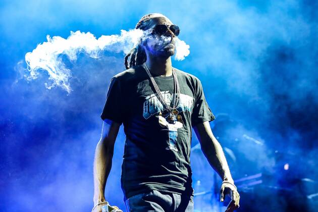 Bilder des Tages July 26, 2016 - Raleigh, North Carolina, U.S - Music artist SNOOP DOGG, whose real name is Cordozar Calvin Broadus Jr, brings his 2016 Summer Tour to the Coastal Credit Union Music Park at Walnut Creek in Raleigh, NC. Raleigh U.S. - ZUMAm114