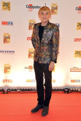 19.Goldener Computerpreis 2016 Neil Harbisson, Cyborg Verleihung des 19. Goldener Computers der Fachzeitschrift Computer Bild im Axel-Springer-Haus in Berlin am 30.08.2016