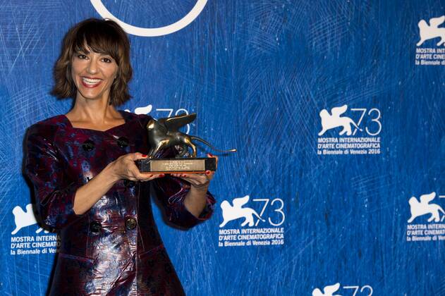 Filmfestspiele Venedig - Die Preisträger IPP DanieleCifal 10 09 2016 73. Mostra Internazionale d Arte Cinematografica Festival del Cinema di Venezia Filmfestival - - Sonderpreis Giuria Ana Lily Amirpour  0