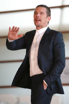 Ethan Hawke during a photocall ahead of receiving tonight the Donostia Award for her contribution to the cinema, at 64rd San Sebastian Film Festival on September 17, 2016 in San Sebastian, Spain.  JosexIgnacioxunanue Ethan Hawke _64 Zinemaldia