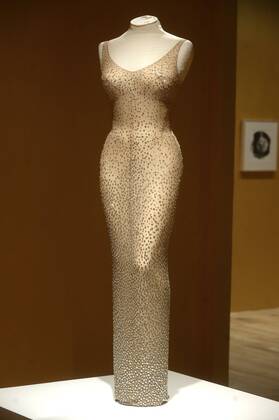 Mariyln Monroe s Happy Birthday Mr. President Kleid beim Presse-Preview der Ausstellung Marilyn: Character not Image im MANA Contemporary. Jersey City, 22.09.2016 Foto:xD.xVanxTinex xFuturexImage