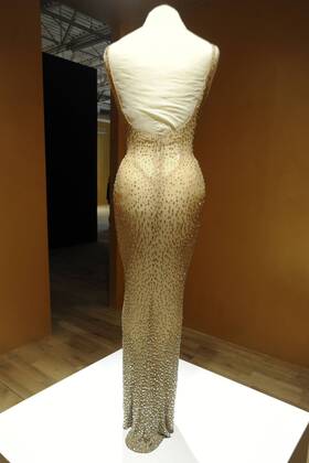 Mariyln Monroe s Happy Birthday Mr. President Kleid beim Presse-Preview der Ausstellung Marilyn: Character not Image im MANA Contemporary. Jersey City, 22.09.2016 Foto:xD.xVanxTinex xFuturexImage