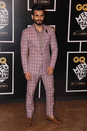 MUMBAI, INDIA SEPTEMBER 27: Bollywood actor Karan Tacker during the GQ India Men of the year Award 2016 ceremony, at Grand Hyatt, Santacruz, on September 27, 2016 in Mumbai, India. (Photo by Pramod Thakur Hindustan Times ) GQ India Men Of The Year Award 2016