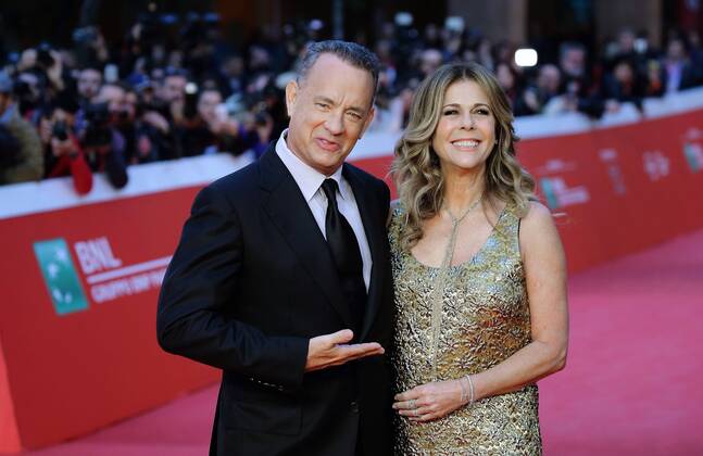 Filmfest in Rom - roter Teppich für den Preis für das Lebenswerk October 13, 2016 - Rome, Italy - American actor TOM HANKS and his wife on the red carpet at Rome Film Festival 2016 at Audiutorium in Rome. Rome Italy - ZUMAi15_