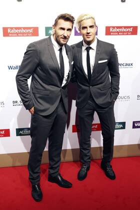 Mark Keller mit Sohn Aaron Keller bei der 10. Verleihung der Goldenen Bild der Frau 2016 im Hamburger Stage Theater. Hamburg, 13.10.2016 Foto:xH.xHartmannx xFuturexImage