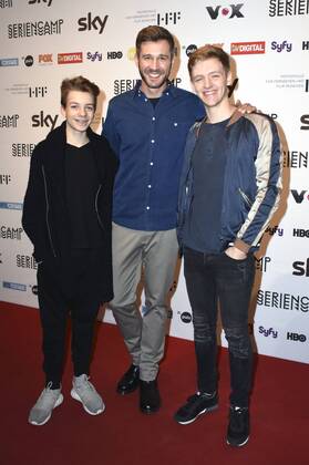 Nick Julius Schuck, Jochen Schropp und Timur Bartels bei der Abschluss-Veranstaltung des Seriencamps 2016 mit dem Screening der VOX TV-Serie Der Club der roten Bänder und der Verleihung des Seriencamp Award in der Hochschule für Fernsehen und Film. München, 23.10.2016 Foto:xP.xSchönbergerx xFuturexImage