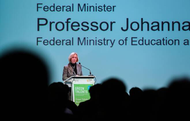 German Minister of Education and Research Johanna Wanka addresses the alumni conference of the Green Talents in Berlin Oct. 27, 2016. The German Ministry of Education and Research on Thursday awarded 25 international young scientists, two of them from China, Green Talents prizes for their innovative ideas to promote sustainable development. ) (cyc) GERMANY-BERLIN-SCIENCE-AWARDS-GREEN TALENTS ShanxYuqi 