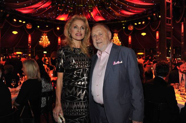 Joseph Vilsmaier mit Freundin Birgit Muth VIP-Premiere Schuhbecks teatro Sweet Dreams Spiegelpalast Riem bei München 03. November 2016