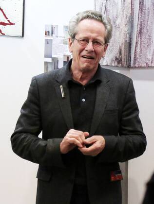 Erfurt - artthuer 05.11.16 , Erfurt, Messehalle, 10. artthuer, Kunstmesse in Thüringen mit Thüringer Künstlern im Bild: Rolf Lindner gewinnt den Kunstpreis